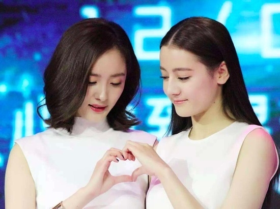 Mỹ nhân Hoa Ngữ dìm nhau không thương tiếc khi đứng chung khung hình.