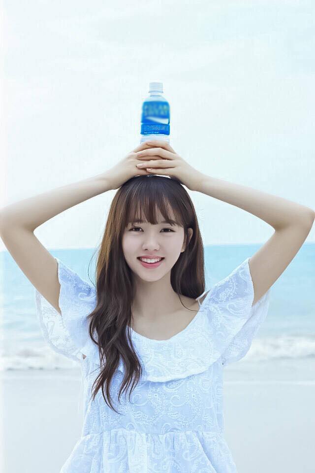 Kim So Hyun xuất hiện rạng rỡ