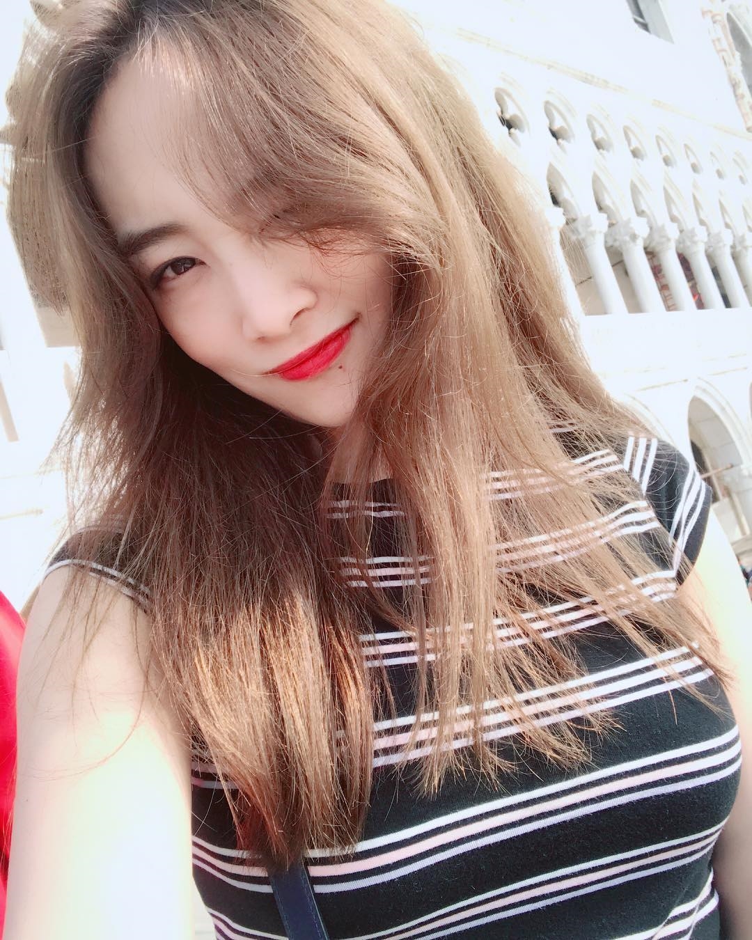 Tổng hợp tin tức sao Hàn trên trang cá nhân ngày 16/10