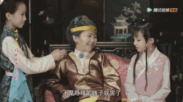 Hệ lụy lớn khi diễn viên nhí Hoa ngữ đóng cảnh yêu đương, chém giết