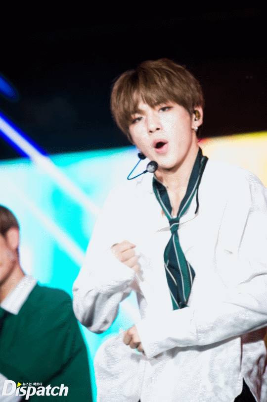 Kang Daniel bắt đầu ghi hình Running Man cùng Song Ji Hyo