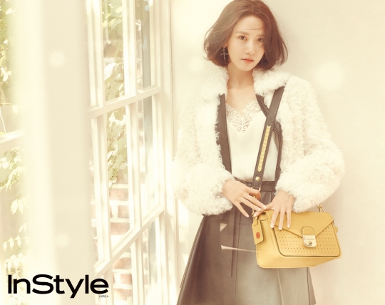 Kỷ niệm 10 năm ra mắt, Yoona tóc ngắn rạng rỡ đầy mê hoặc trên tạp chí