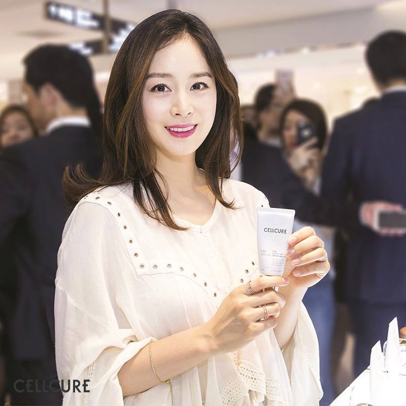 Kim Tae Hee bị cư dân mạng chỉ trích vì quảng cáo trên trang cá nhân