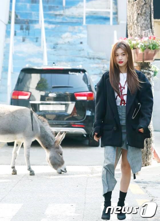Dàn sao Hàn đình đám quy tụ tại Seoul Fashion Week