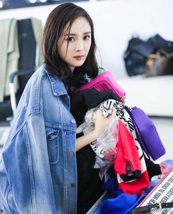 Dương Mịch bị chê đơ trong clip quảng cáo mới vì mặt khác lạ