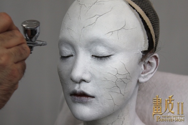 Make up, công đoạn không thể thiếu của các ngôi sao Hoa Ngữ