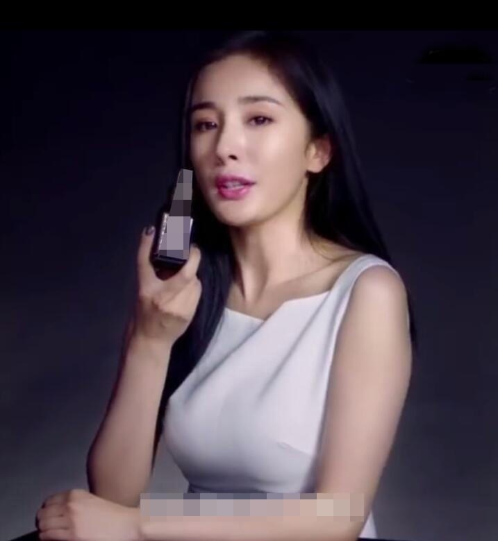 Dương Mịch bị chê đơ trong clip quảng cáo mới vì mặt khác lạ