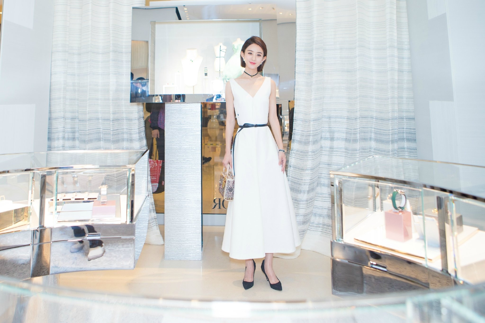 Trần Phi Vũ chính thức trở thành tân đại sứ thương hiệu DIOR.