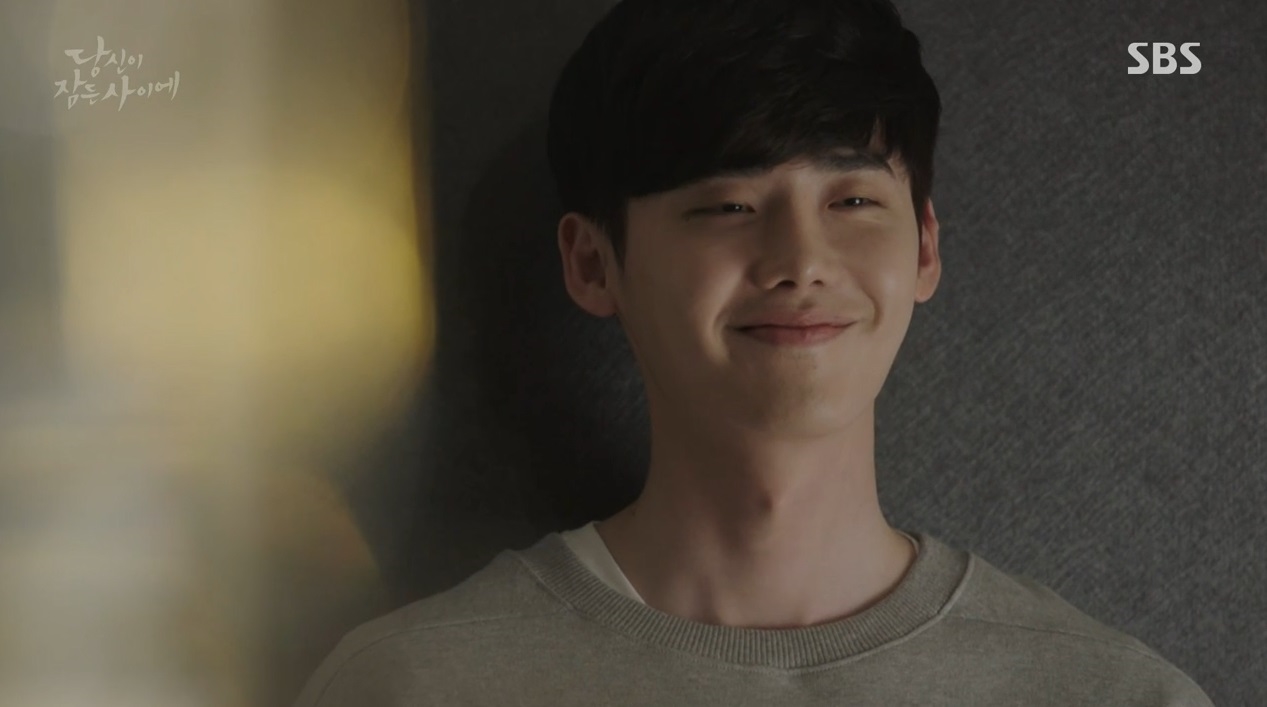 Nụ hôn đáng yêu của Suzy và Lee Jong Suk "gây sốt" cộng đồng mạng