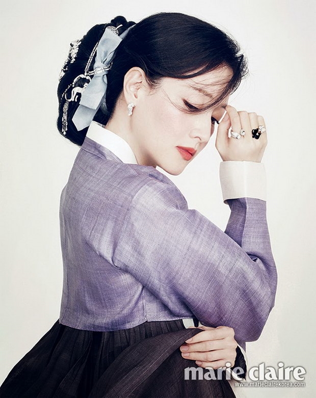 Twice Nayeon đứng đầu BXH sao nữ mặc Hanbok đẹp nhất
