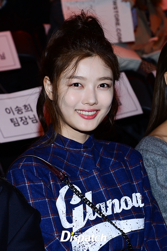Kim Yoo Jung nổi bật giữa dàn sao trong 'Seoul Fashion Week 2018'