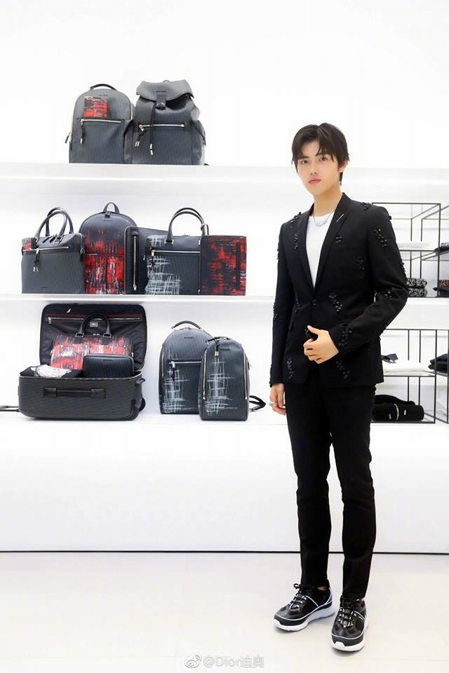 Trần Phi Vũ chính thức trở thành tân đại sứ thương hiệu DIOR.