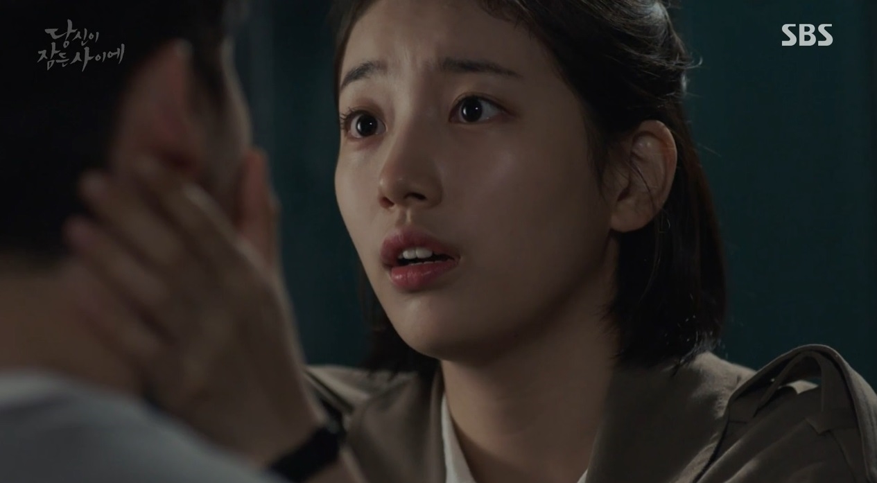 Nụ hôn đáng yêu của Suzy và Lee Jong Suk "gây sốt" cộng đồng mạng