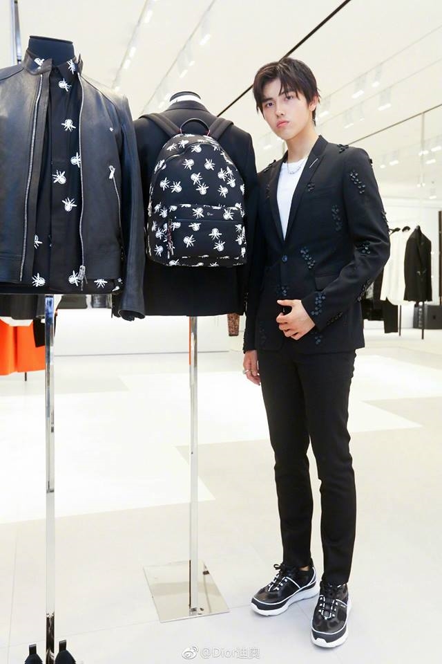 Trần Phi Vũ chính thức trở thành tân đại sứ thương hiệu DIOR.