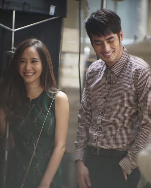 Alek Teeradetch thừa nhận đang tìm hiểu Toey Jarinporn