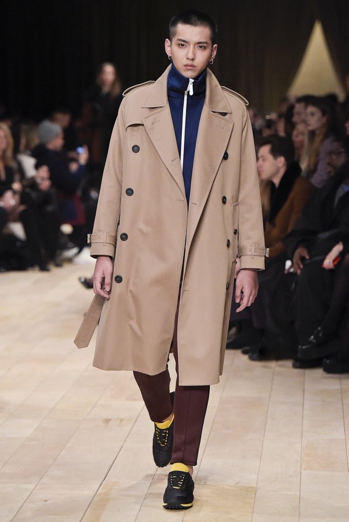 Khi sao Hoa ngữ 'lấn sân' catwalk: Tỏa sáng rực rỡ trên sàn diễn