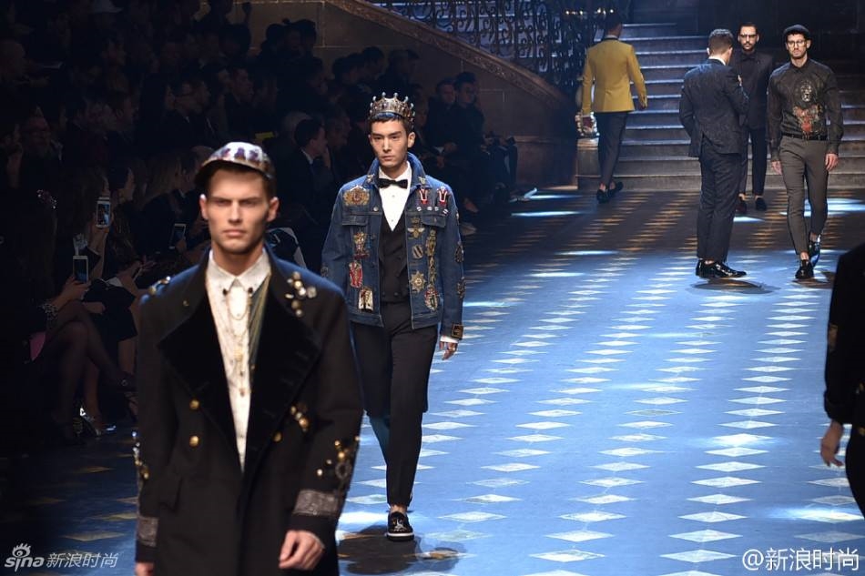 Khi sao Hoa ngữ 'lấn sân' catwalk: Tỏa sáng rực rỡ trên sàn diễn