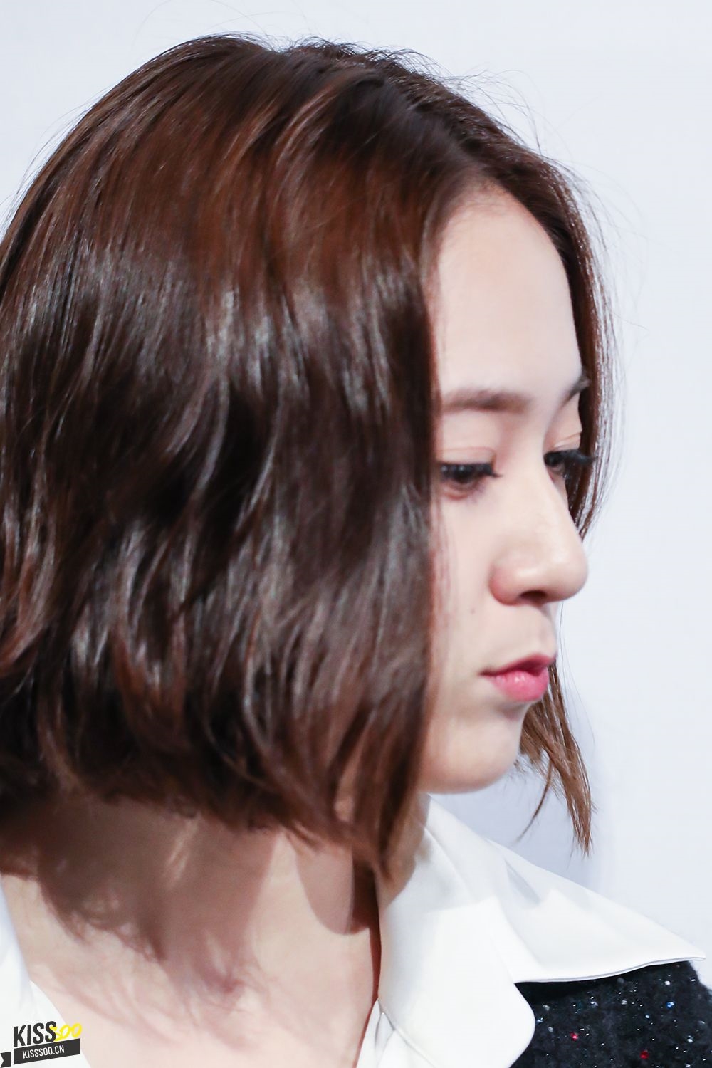 Krystal bùng nổ khí chất khó ai bì kịp với mái tóc ngắn mới