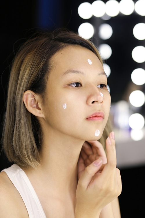 Nhan sắc thật mỹ nhân Việt khi tham gia chương trình truyền hình tế