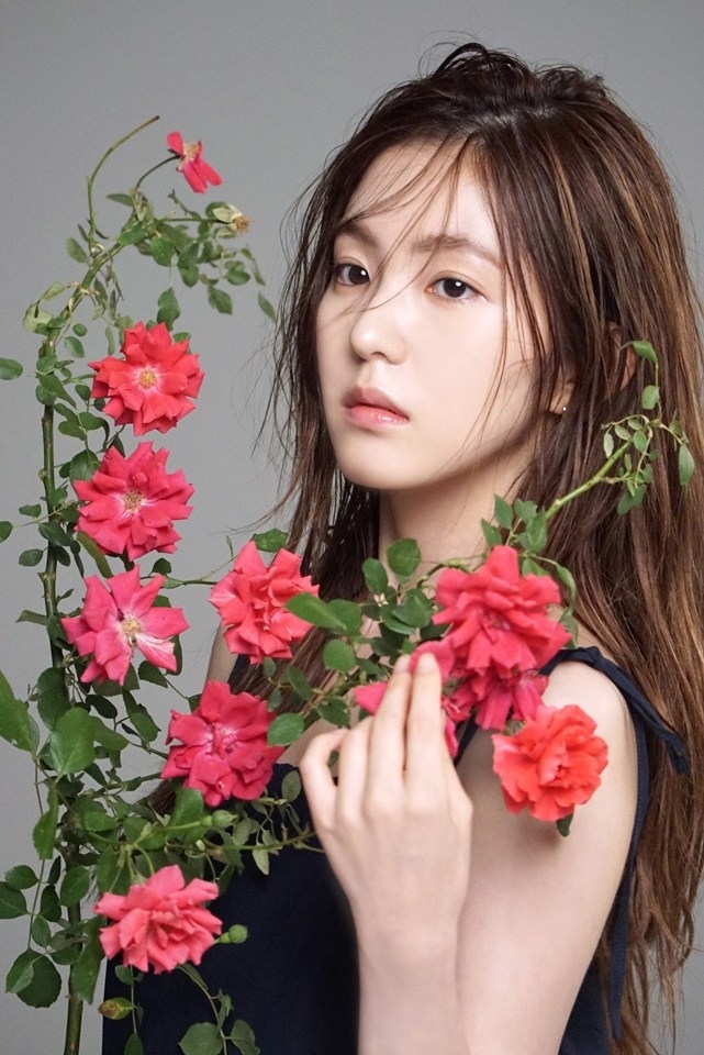 Những nữ idol xinh đẹp nhưng vẫn bị netizen chê bai về ngoại hình