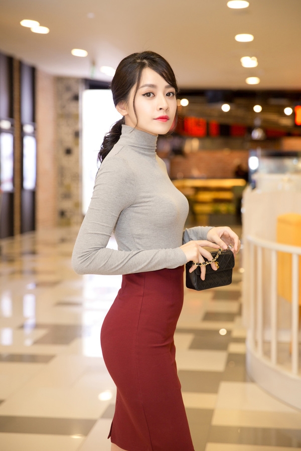 Mỹ nhân Việt và sự thay đổi khác lạ của vòng 1