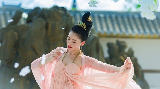 Mỹ nhân thể hiện màn múa điêu luyện trên phim: ai múa đẹp nhất?