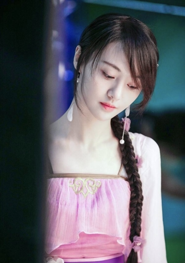 Vẻ đẹp ngọt ngào của dàn mỹ nhân cổ trang Cbiz với sắc hồng phấn