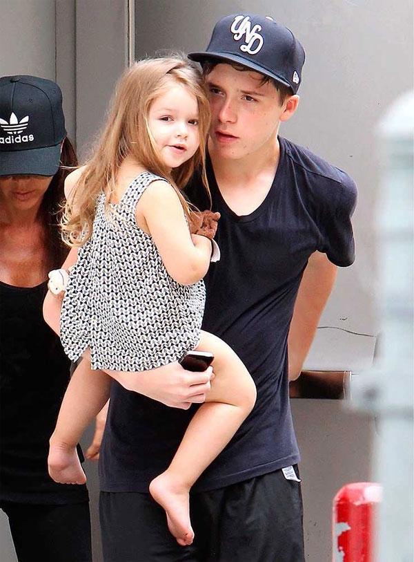 Hình ảnh “phổng phao” của Harper Beckham khi lên 6 tuổi