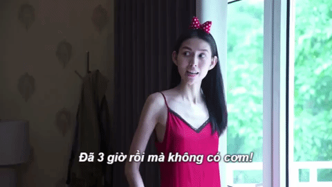 Những pha lườm nguýt đáng sợ của người đẹp Việt trên sóng truyền hình