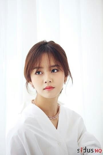 Top 10 sao Hàn xinh nhất khi để mái lưa thưa