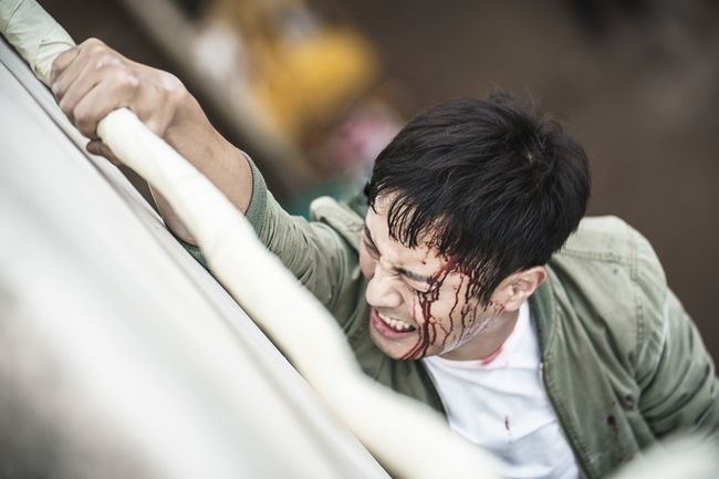Không còn là nữ phụ, Go Jun Hee sang chảnh gấp bội khi vào vai nữ chính trong Untouchable