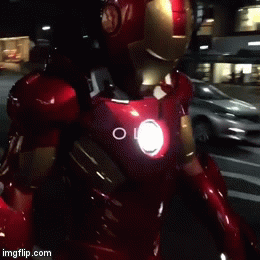 Choáng váng với số tiền Chanyeol bỏ ra để tậu áo giáp Iron Man