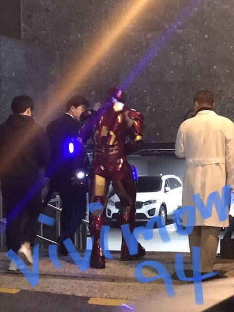Choáng váng với số tiền Chanyeol bỏ ra để tậu áo giáp Iron Man