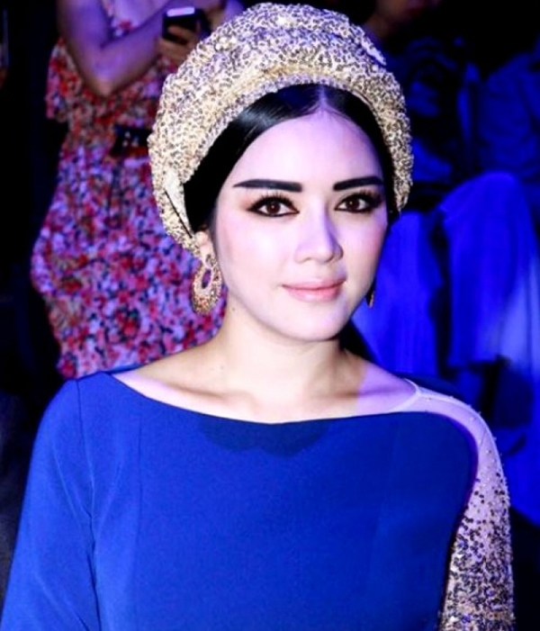 Những lần sao Việt make up lỗi dẫn đến thảm họa