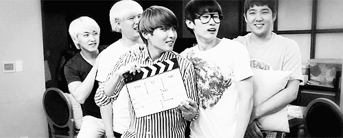Những nhóm nhạc "thừa muối" nhất Kpop
