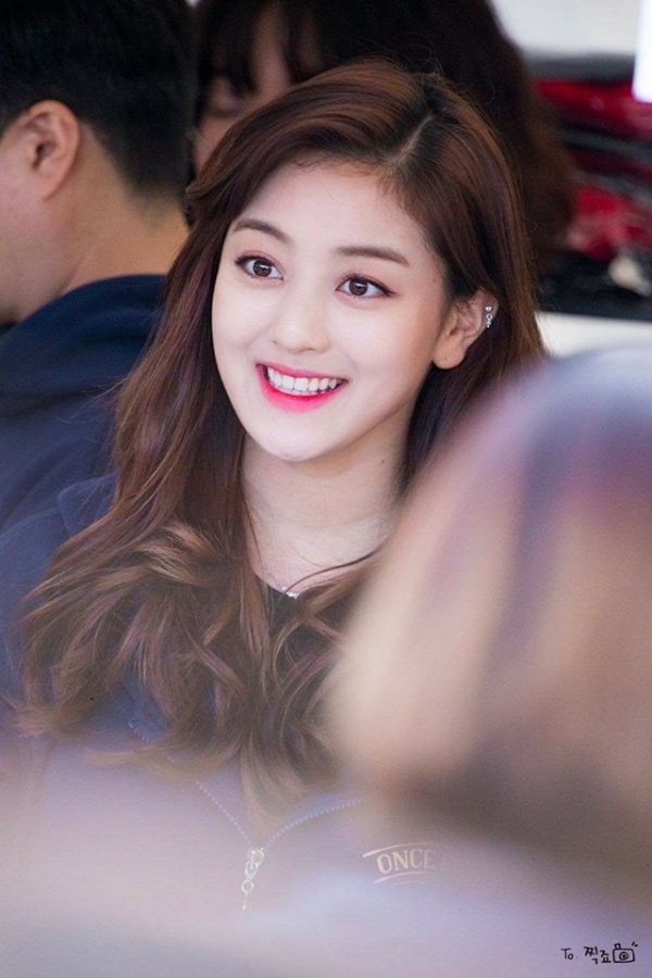 Cư dân mạng “tự vả” sau khi ngắm nhan sắc của Twice Jihyo hậu giảm cân