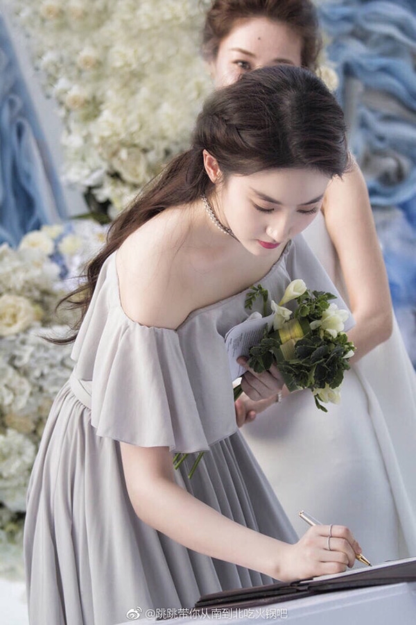 Cân đo đong đếm những chiếc mũi 'đắt giá' của mỹ nhân