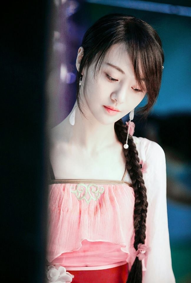 Dân mạng truyền tay video game của Trịnh Sảng: đẹp hoàn hảo