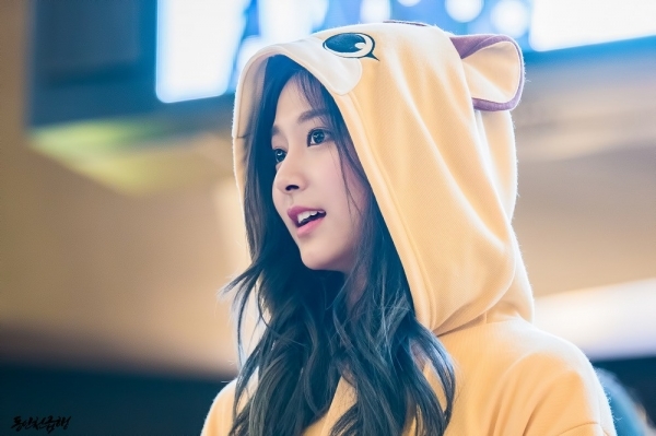 Khoảnh khắc đáng yêu trong bộ đồ thú của idol