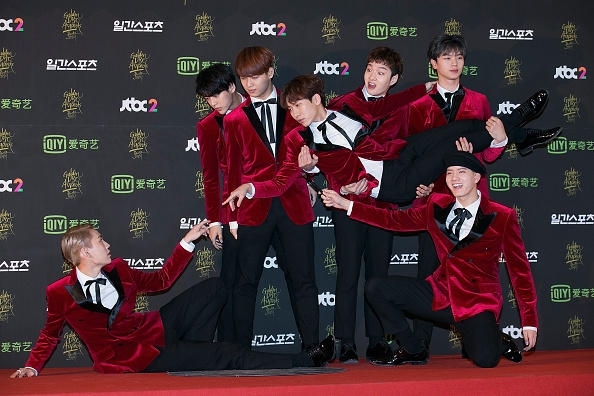 Đến "thánh lầy" BTS cũng phải chịu thua nhóm nhạc này về độ hài hước