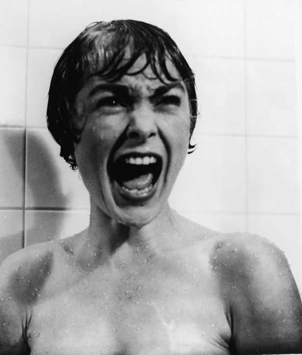 Loạt phim kinh dị ám ảnh chẳng ai dám xem hết một loạt đêm Halloween