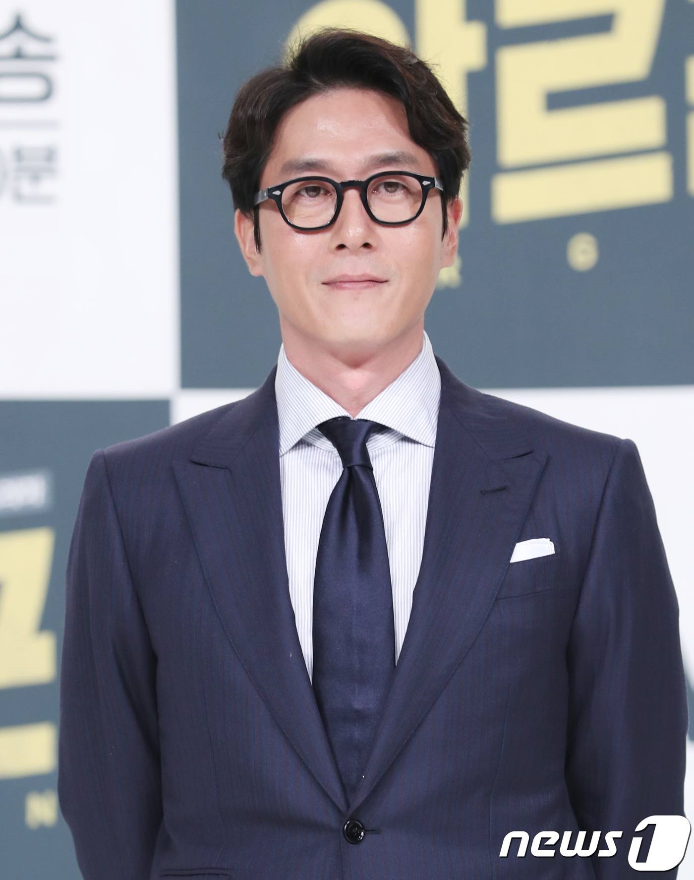 Tiết lộ bằng chứng Kim Joo Hyuk gặp tai nạn do đột ngột bị đau tim