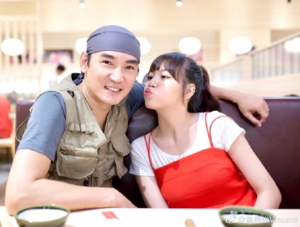 Tiêu Ân Tuấn bất ngờ khoe ảnh vợ con sau nhiều năm giấu kín