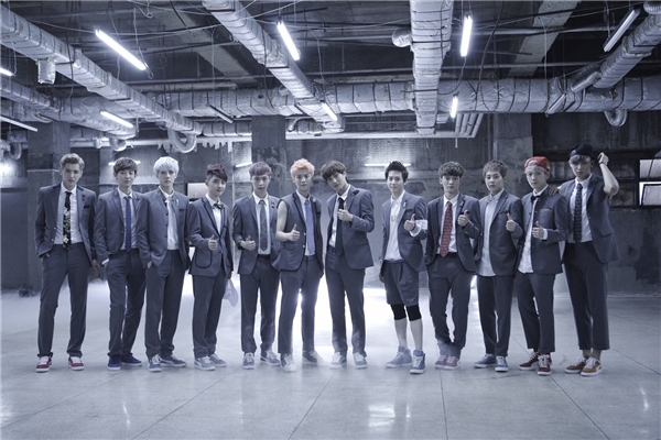 EXO được Tạp chí Vogue khen ngợi