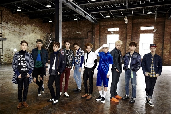 EXO được Tạp chí Vogue khen ngợi