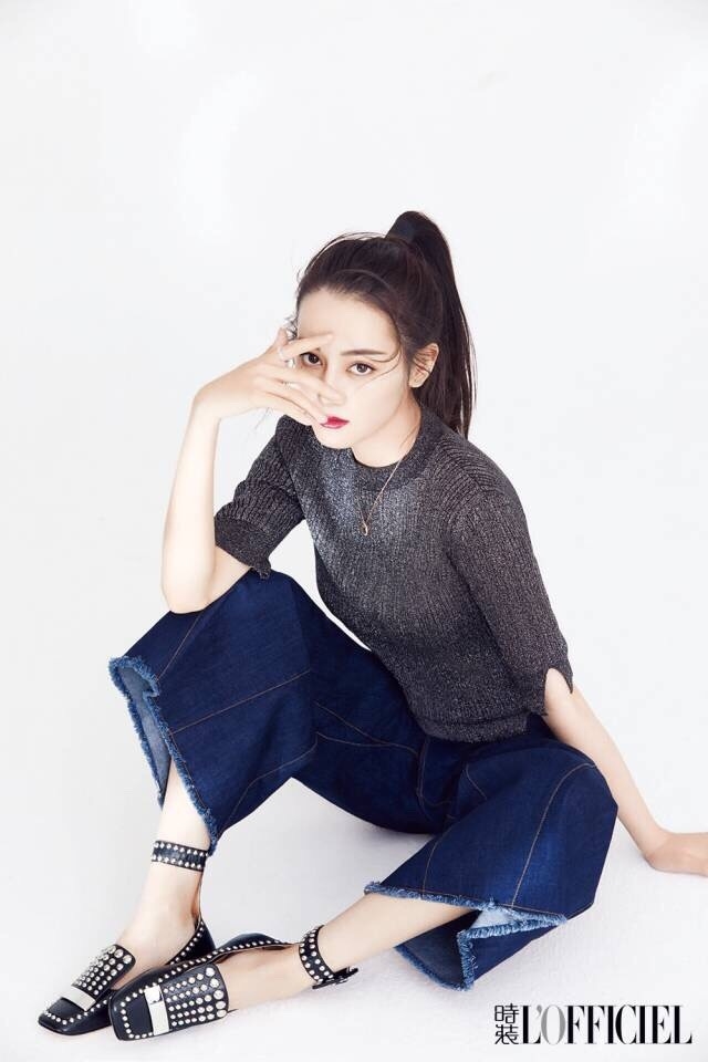 Địch Lệ Nhiệt Ba dĩnh lỗi photoshop quá đà trên L'OFFICIEL