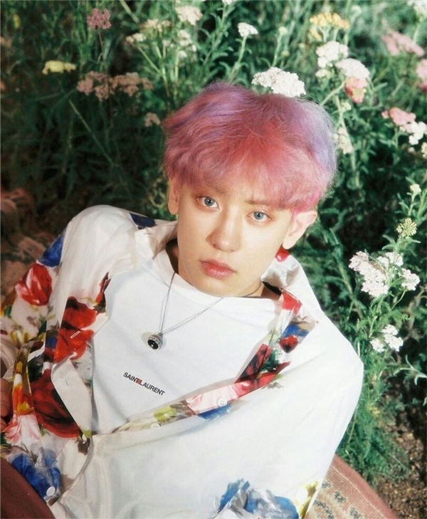 EXO được Tạp chí Vogue khen ngợi