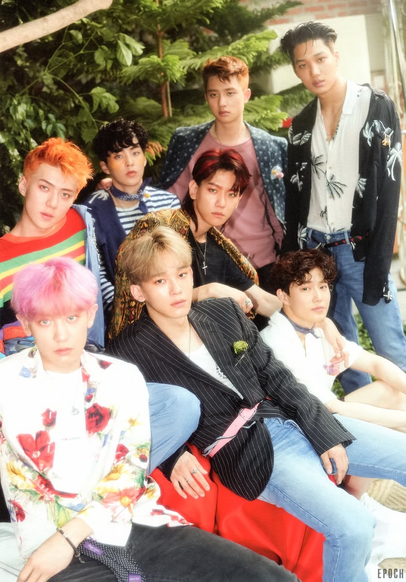 EXO được Tạp chí Vogue khen ngợi