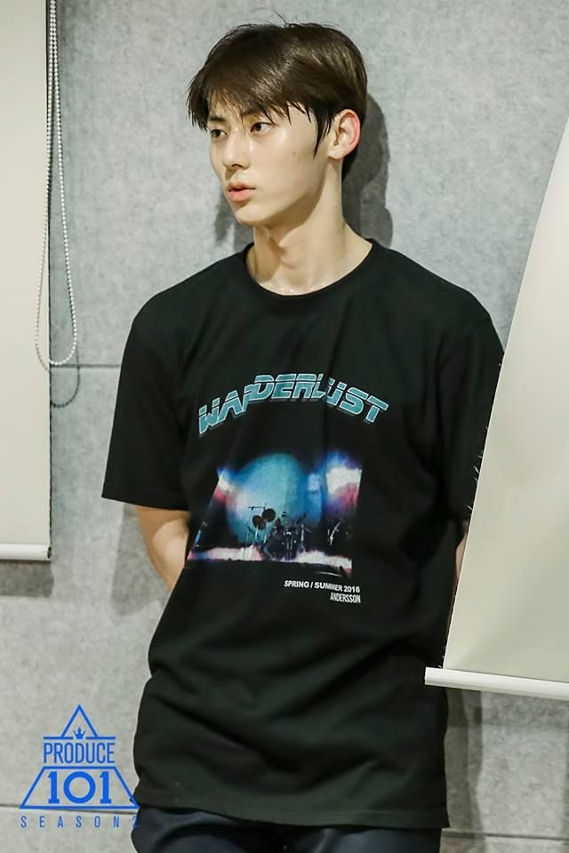 Mặt mộc không tì vết của loạt thần tượng Kpop