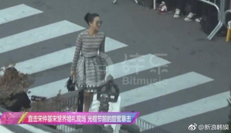 Chương Tử Di gửi lời xin lỗi tới vợ chồng Song – Song sau đám cưới